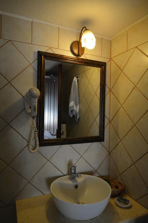 Guesthouse Rodamos تاكسيارشيس المظهر الخارجي الصورة