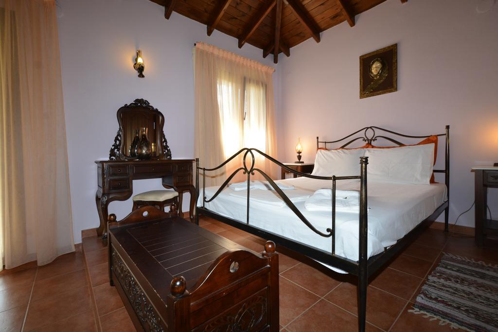 Guesthouse Rodamos تاكسيارشيس المظهر الخارجي الصورة