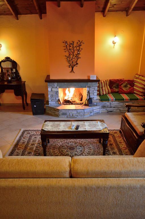 Guesthouse Rodamos تاكسيارشيس المظهر الخارجي الصورة